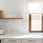 Moderne Met Verwarmd Zwembad In