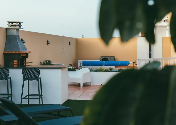 Βίλα Moderne Met Verwarmd Zwembad In Κοραλέχο